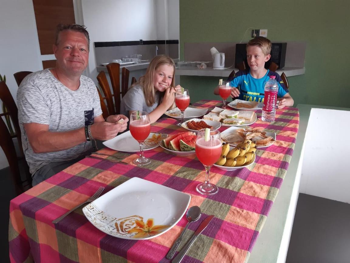 Dinuli Home Stay أهونغالا المظهر الخارجي الصورة